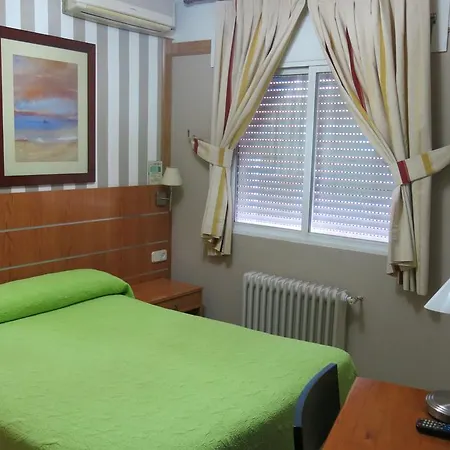 Hostal Don Juan I Alcalá de Henares Extérieur photo